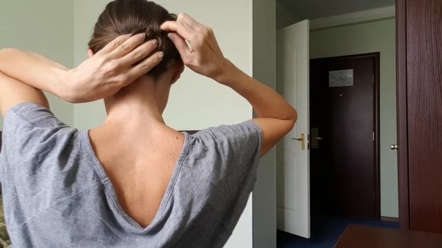 Три самые быстрые прически на тонкие волосы средней длины.