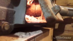 Приложили с папой руки к старому котлу ,, кчм-5"