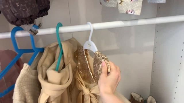 МИНИМАЛИЗМ НА КУХНЕ ♥️| НА ЧТО СНИМАЮ ВЛОГИ? ГДЕ МОНТИРУЮ? | ГАРДЕРОБНАЯ ЛЕРОЧКИ | ПАКС ИКЕА | ОБЗО смотреть онлайн