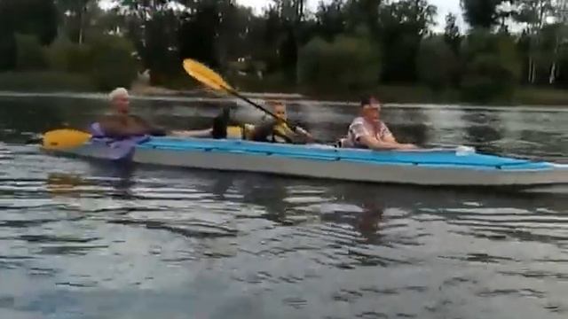 Харьковчане все чаще идут в походы на байдарках смотреть онлайн