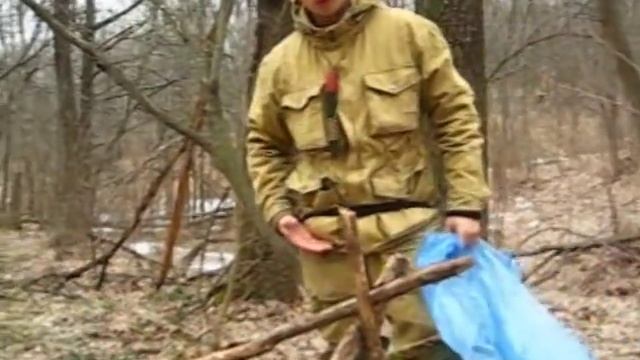 Изготовление укрытия с помощью мусорного пакета смотреть онлайн