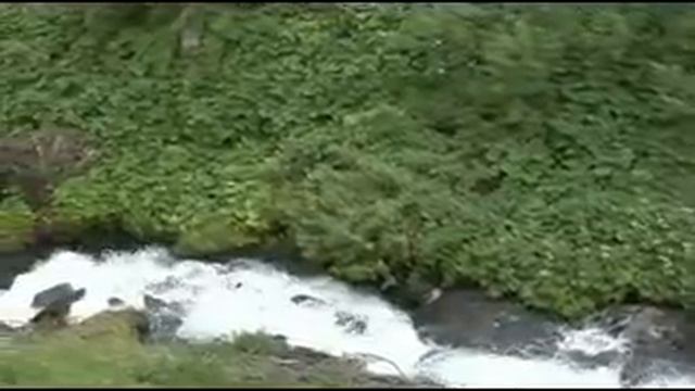 КРАСИВЕЙШИЕ ВОДОПАДЫ ПОД МУЗЫКУ ШРИ ЧИНМОЯ.avi