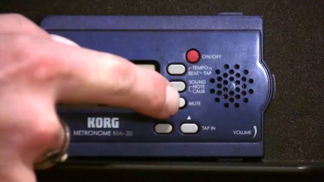 Introducing the metronome (Guitar Lesson BC-125) Guitar for beginners Stage 2 смотреть онлайн