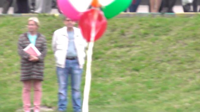 2014.09.01-3 Саша – построение: Школа – одна из лучших в Москве