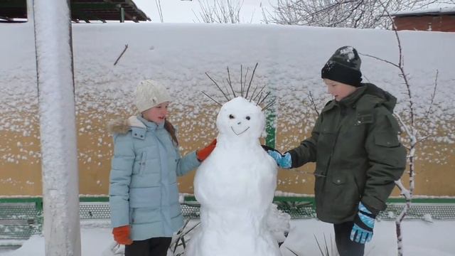 Выпал снег? Рождество наступило. смотреть онлайн