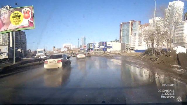 Лексус посреди дороги смотреть онлайн