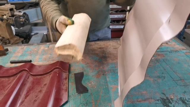 Как поправить вмятину на металочерепице. смотреть онлайн