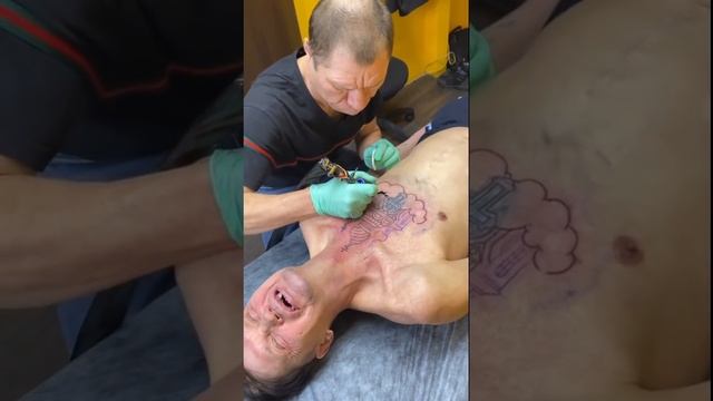 САНЯ БЫК НАБИВАЕТ ЗОЛОТЫЕ КУПОЛА смотреть онлайн