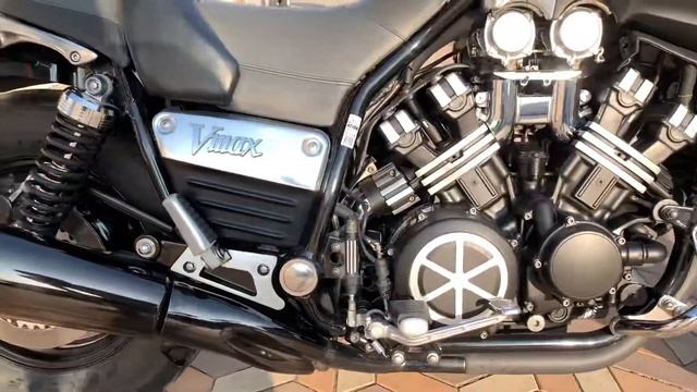 Yamaha Vmax 1200