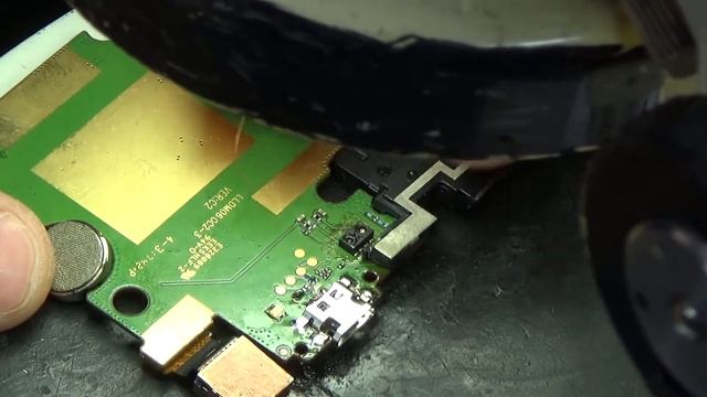 Lenovo TB-8504x замена гнезда зарядки смотреть онлайн