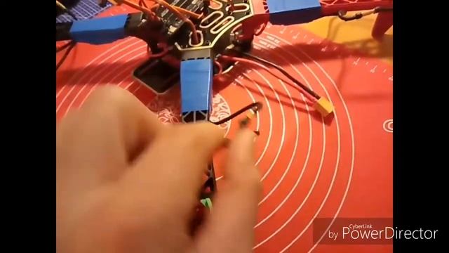 СОБИРАЕМ КВАДРОКОПТЕР. ВЫПУСК＃3 смотреть онлайн