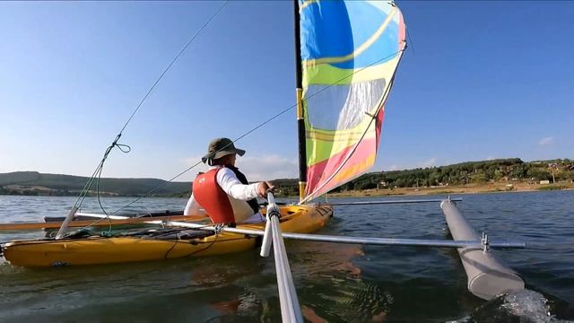 kayak with sail and outriggers Feel free Aventura 110 смотреть онлайн