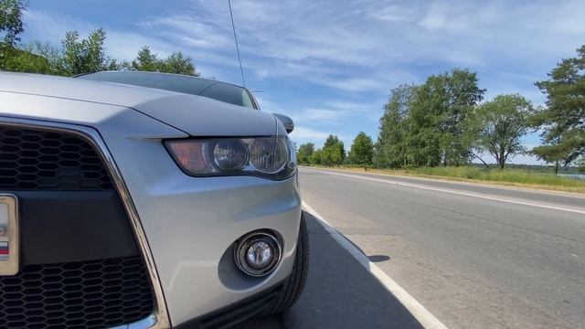 Mitsubishi Outlander   Митсубиси