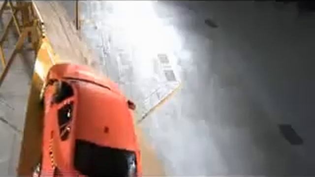 Краш-тесты BMW X6 смотреть онлайн