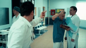 Интерны: Предатели, вы все против меня