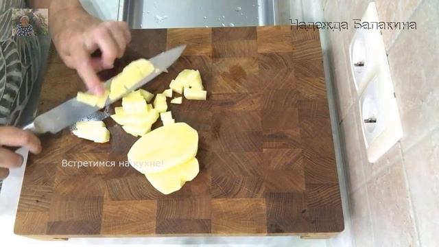 Картофельно - рисовый супчик на курином бульоне. смотреть онлайн