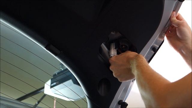 Reverse LED Bulb Install | 2013 Hyundai Elantra GT смотреть онлайн