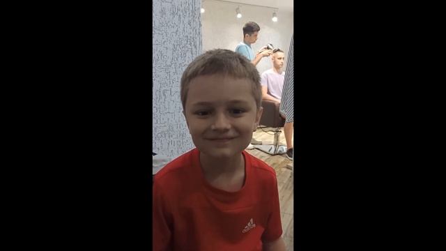 Прическа #shorts #shortsvideo #shortsyoutube #shorts_video #парикмахерская #прически смотреть онлайн