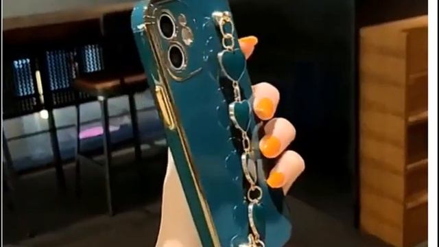 Роскошный чехол с браслетом и цепочкой с покрытием для iPhone 12 Pro Max смотреть онлайн