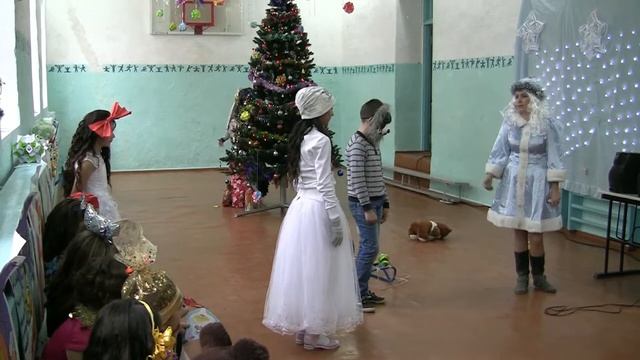 Выход Снегурочки (Козырева Л. В.) смотреть онлайн