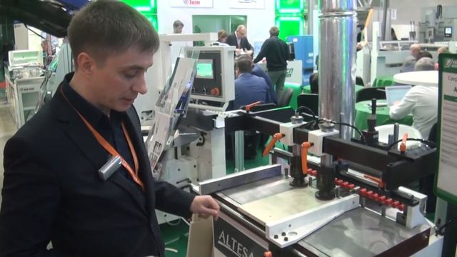 Полноценный сверлильно-присадочный станок за 3800 $ смотреть онлайн