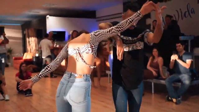 MIGLE & ADRIAN ROS - WORKSHOP BACHATA SENSUAL - TACONES ROJOS - SEBASTIAN YATRA BACHATA -DJC ❤️❤️? смотреть онлайн