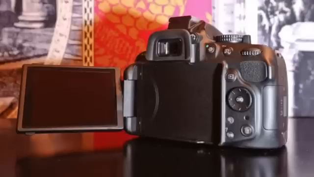 Review of the Nikon D5200 DSLR camera смотреть онлайн