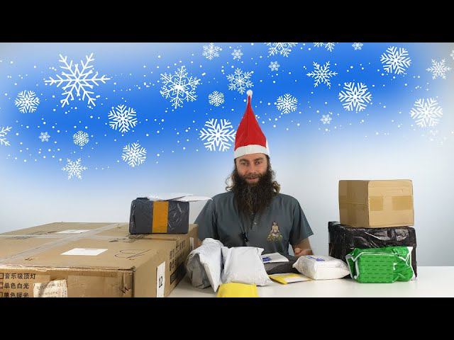 НОВОГОДНЯЯ РАСПАКОВКА С ПРИЗАМИ ОТ КАНАЛА смотреть онлайн