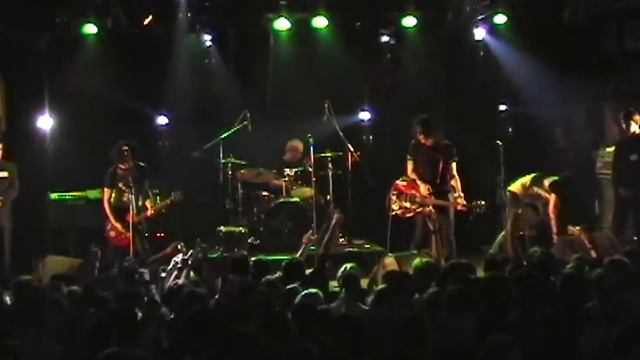 Тараканы! Клуб Точка. Москва. 13.11.2005г. смотреть онлайн