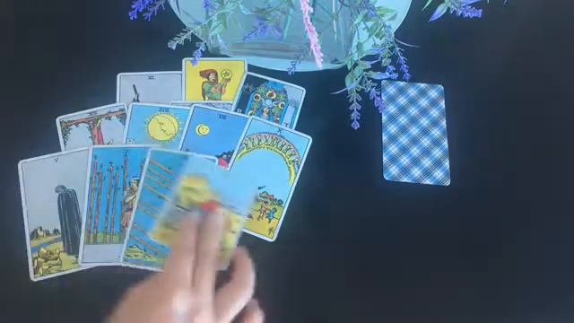 Как Я Встречу Новый Год? Таро смотреть онлайн