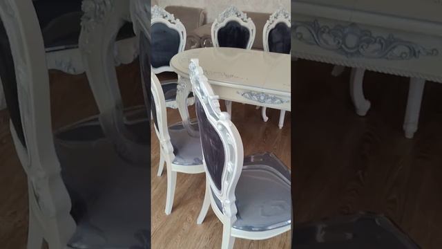 Стол роза и стулья Мини-Шейх смотреть онлайн