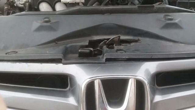 Honda Accord - hood latch смотреть онлайн