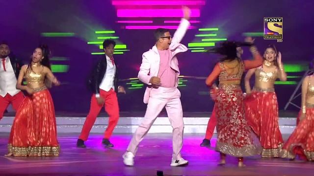 Akshay Kumar ने Sooryavanshi Style में की Entry | Umang 2022 | Dance Special смотреть онлайн