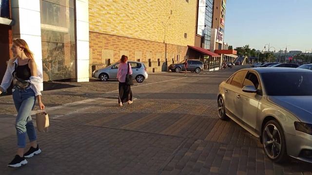 Тест съемки в разрешении 4K/30 fps на Realme 6 смотреть онлайн