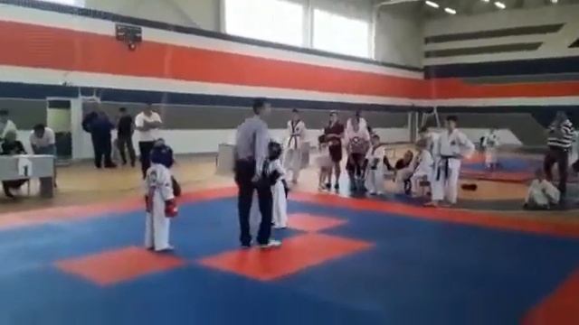 Армянски чуда мальчик 2 ЕМИН