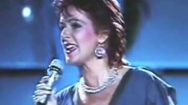 Anni Frid Lyngstad I know there's something going on UN Gala Cadence 3 May 30th 1984 смотреть онлайн