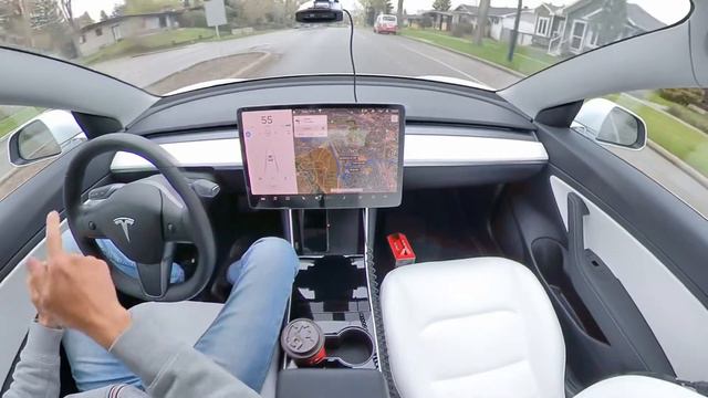Tesla Autopilot operation explained under 60 seconds смотреть онлайн