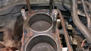 Выбрасывает антифриз на Газели. Машина греется, кипит, плохо едет. Смотрим причину.