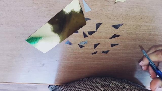 Жаңа жыл.Қағаздан қолғап жасау.Варюжки из бумаги на новый год смотреть онлайн