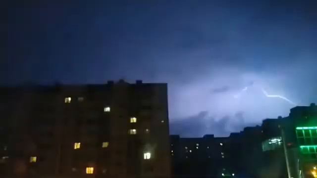 Гроза в Петербурге осенью смотреть онлайн