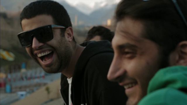 Raving Iran trailer | Film Fest Gent 2016 смотреть онлайн