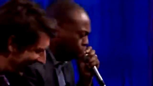 Он реальный, он правда имитирует звуки. смотреть онлайн