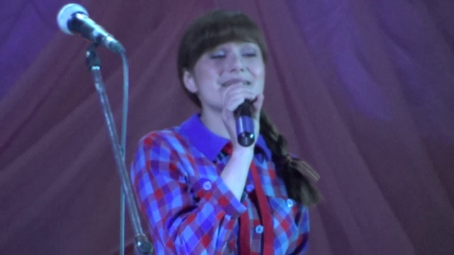 Екатерина Хрипун - Прости меня дедушка (9 мая) (live) 09.05.2014 смотреть онлайн