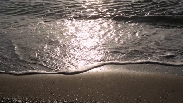 Лечебные звуки моря на рассвете. Успокаивающий шум волн для крепкого сна или успокоения нервов. смотреть онлайн