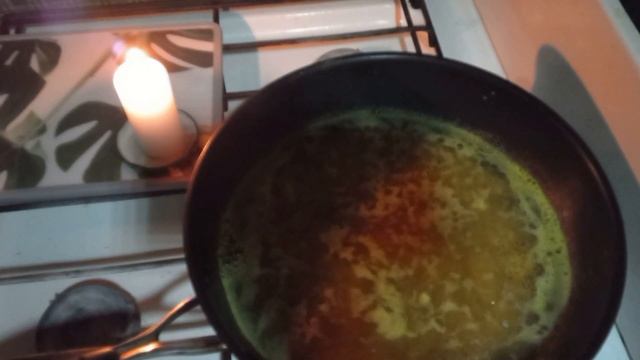 Суп с вермишелью на сковороде