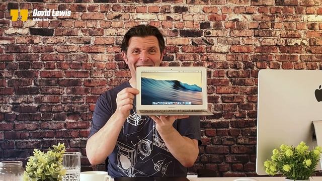 M2 MACBOOK AIR MIDNIGHT | Unboxing & 1st Premiere Pro Impressions