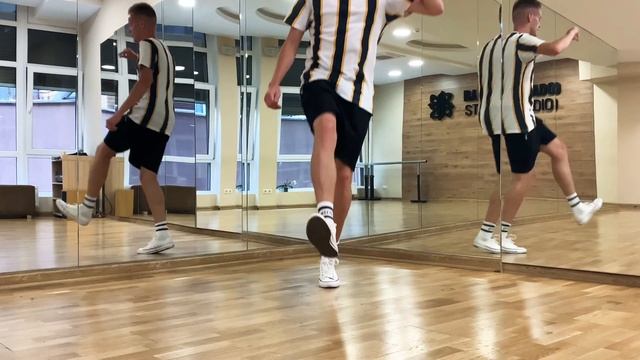 How to Shuffle Dance | TOP 3 EASY MOVES | Шафл Обучение | ТОП 3 легких движения | PROdance смотреть онлайн
