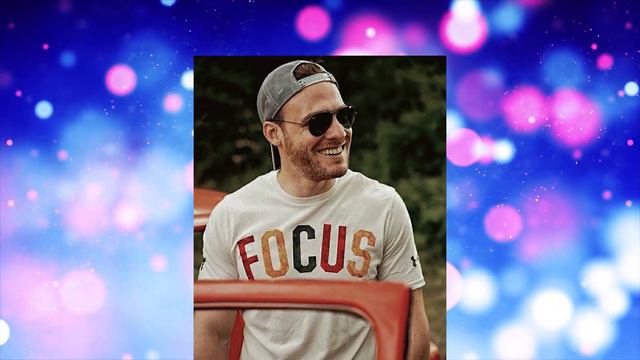 Kerem Bursin latest funny video while talking to his Spanish fan😂 смотреть онлайн