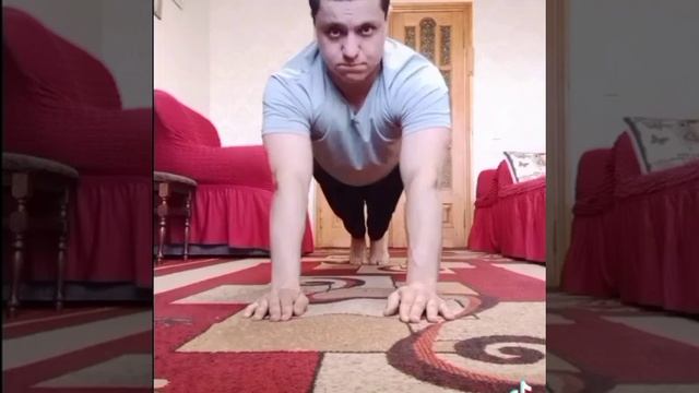 ?ТОП упрожнения на трицепс разгибание рук в планке!