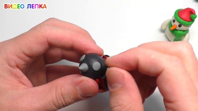Лепим игрушки на ёлку - Новый год ? Видео Лепка